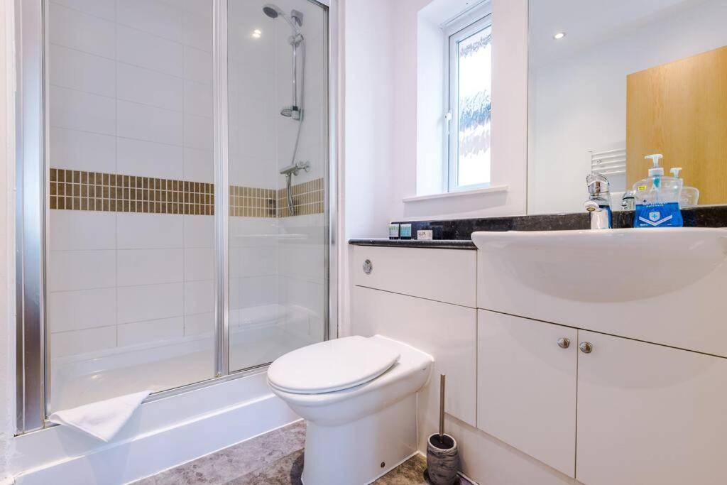 Luxurious Cosy 4Br Home Cheshire Saughall Extérieur photo
