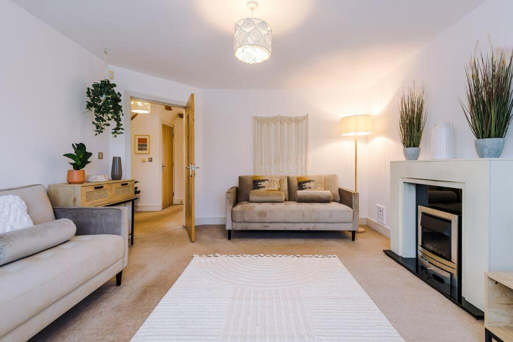 Luxurious Cosy 4Br Home Cheshire Saughall Extérieur photo