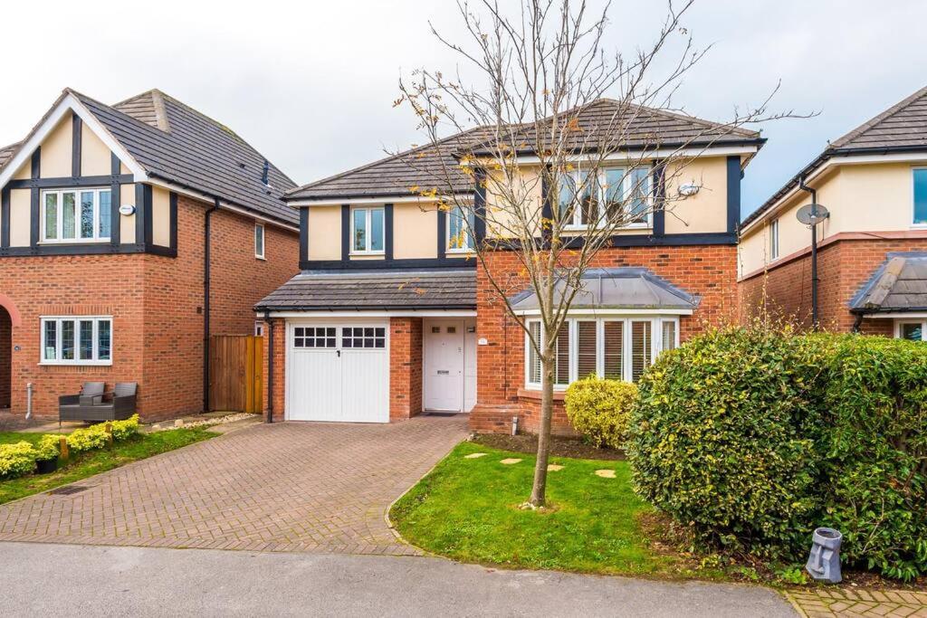 Luxurious Cosy 4Br Home Cheshire Saughall Extérieur photo